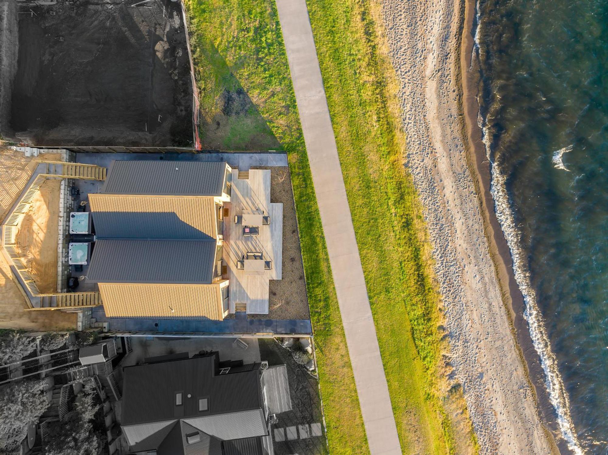 Brand New Lake Front Homes Spa Pool Taupo Eksteriør billede